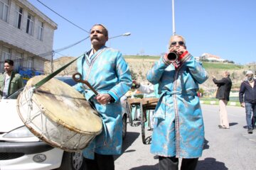 کارناوال شادی پیمایی نوروز در بروجرد