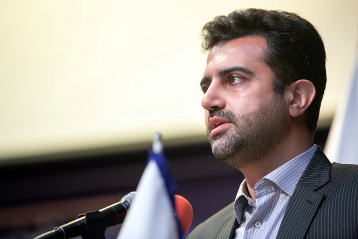 فرهنگ بستر اصلی رشد، پیشرفت و امید به آینده است