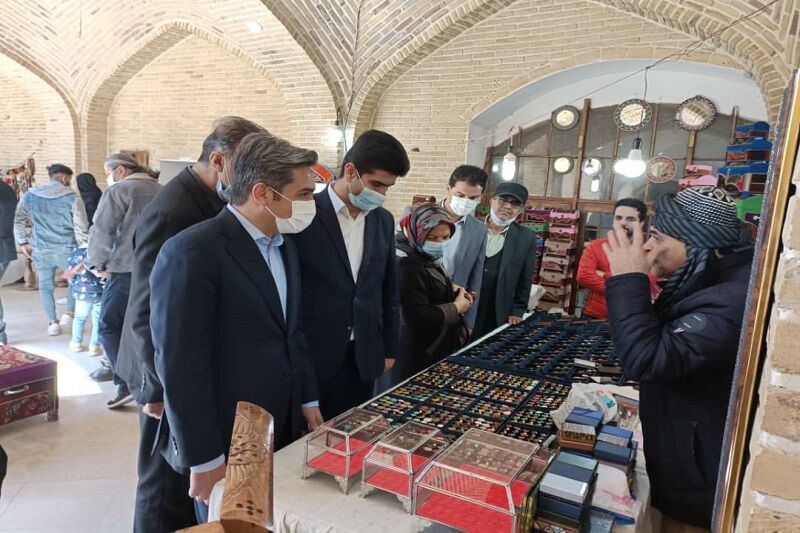 نوروزگاهها آیینه تمامنمای سنتهای اصیل کردستان هستند نوروزگاهها آیینه تمامنمای سنتهای اصیل کردستان هستند