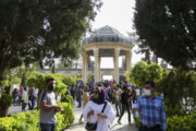 آرامگاه حافظ در شمار بازدیدکنندگان نوروزی فارس شاخص‌ساز است 