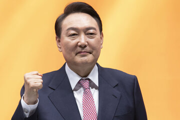 محبوبیت رئیس جمهوری کره‌جنوبی روی منحنی نزولی