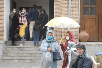 حضور گردشگران نوروزی در خانه کُرد