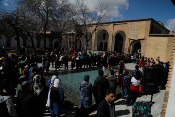 اقامت بیش از ۵۳۳ هزار مسافر و گردشگر در کردستان