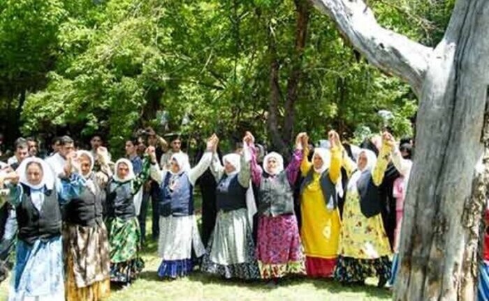 تکریم بانوان ایرانی با آیین «مردگیران»