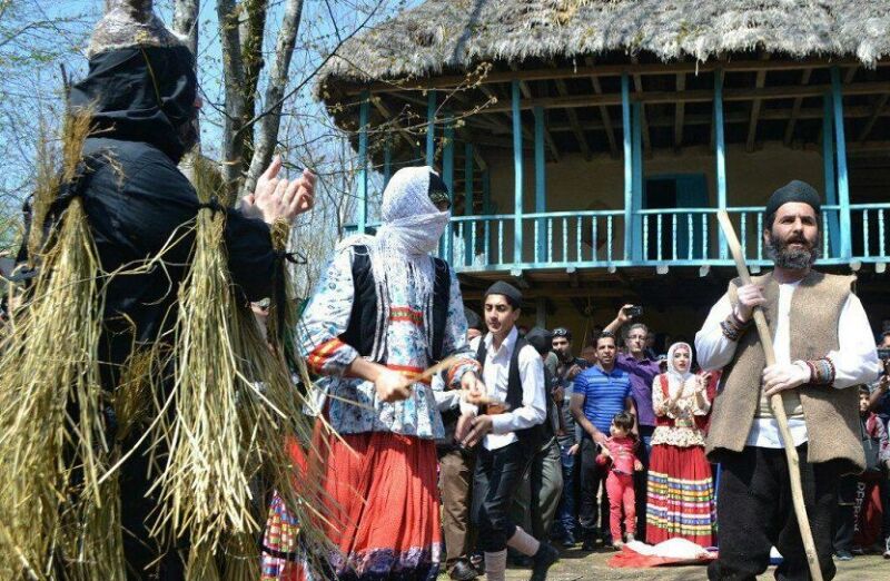 نبرد زمستان و بهار؛ پیروزی سپیدی بر سیاهی به روایت آیین «عروس گوله»