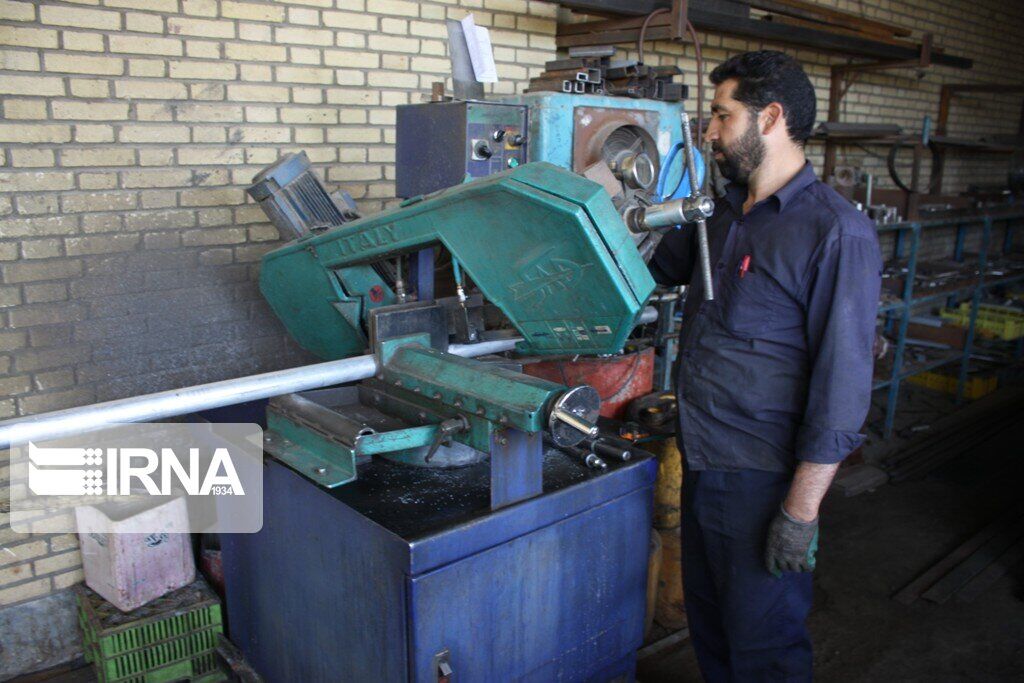 پارسال زمینه اشتغال ۱۸۱ نفر مددجو در ابرکوه فراهم شد