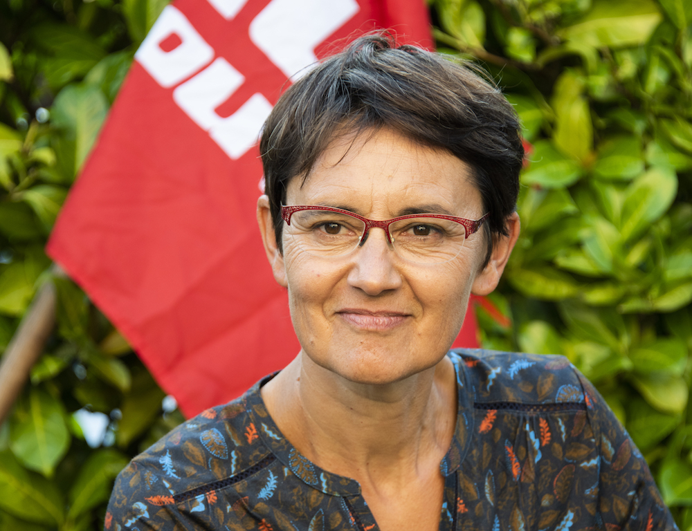 انتخابات فرانسه؛ چه کسانی برای تصاحب الیزه رقابت میکنند؟