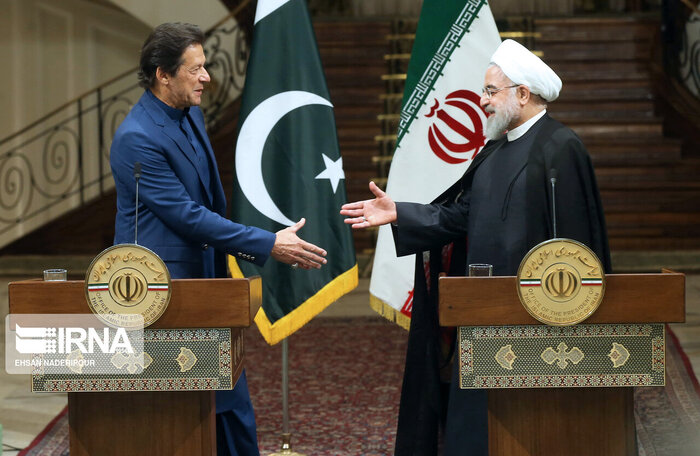 پاک ایران تجارتی لین دین سے ڈالر کو ہٹا دینا ہوگا: سابق پاکستانی سفیر