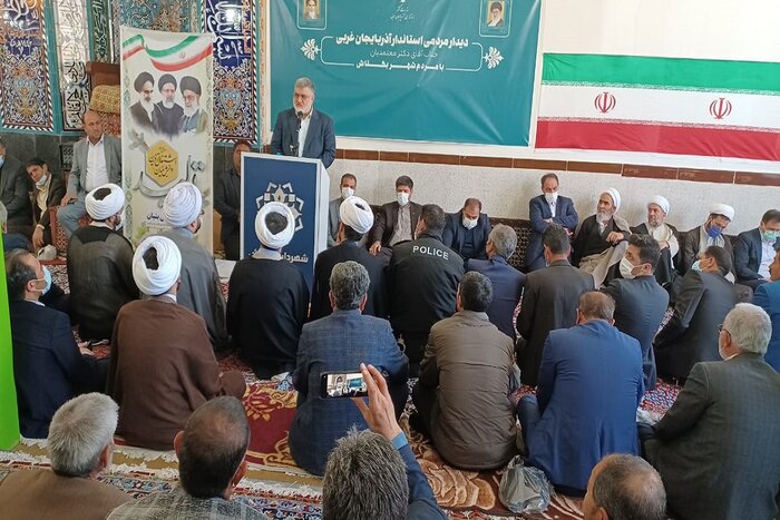 استاندار: جذب سرمایه گذاران مهمترین اولویت ۱۴۰۱ آذربایجان غربی است