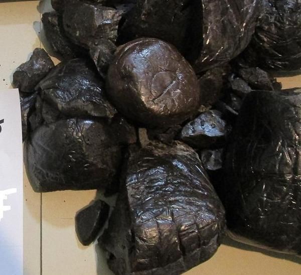 سه قاچاقچی مواد مخدر در بروجرد دستگیر شدند