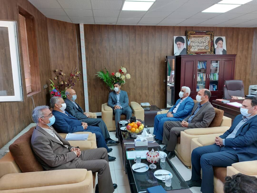 مدیرکل راه ایلام: ۳هزار و ۶۹۳ درهشهری در طرح مسکن ملی ثبتنام کردند مدیرکل راه ایلام: ۳هزار و ۶۹۳ درهشهری در طرح مسکن ملی ثبتنام کردند
