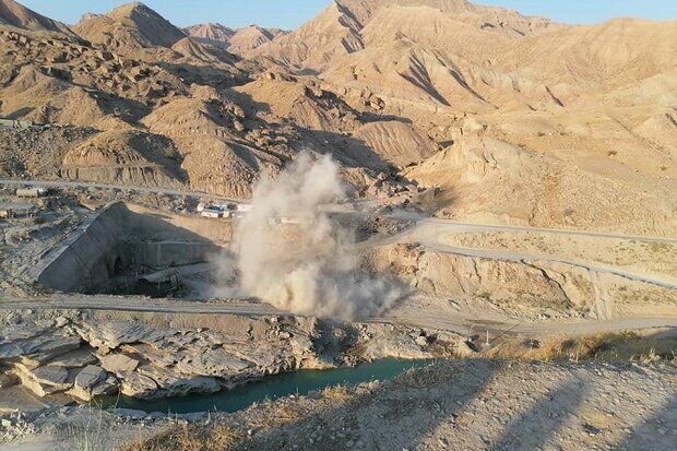 معاون استاندار بوشهر: سد دالکی با ۳۷ درصد پیشرفت فیزیکی در حال اجرا است معاون استاندار بوشهر: سد دالکی با ۳۷ درصد پیشرفت فیزیکی در حال اجرا است