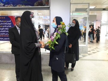 استقبال از ملی پوش قایقرانی هرمزگان در فرودگاه بین المللی بندرعباس