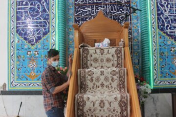 غبار روبی مساجد اصفهان در آستانه ماه مبارک رمضان آغاز شد