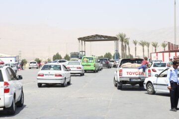 گزارش تصویری از روان شدن بازگشت مسافران نوروزی  از طریق بندر پل خمیر