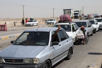 گزارش تصویری از روان شدن بازگشت مسافران نوروزی  از طریق بندر پل خمیر