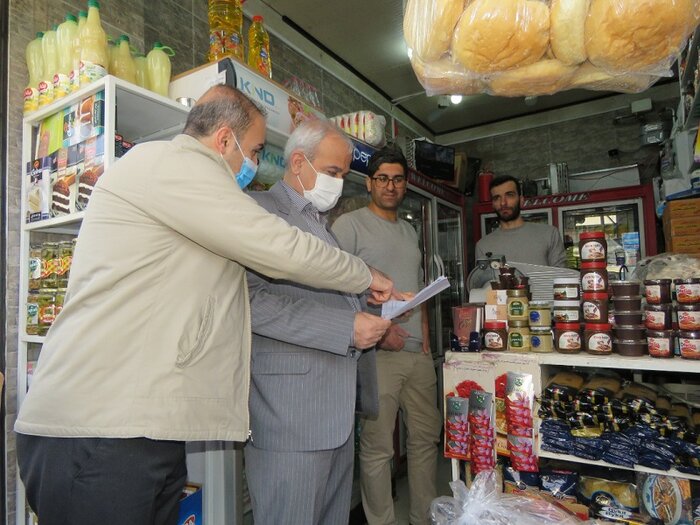 فرماندار مهاباد: مردم در نظارت بر قیمت محصولات و کنترل بازار همکاری کنند