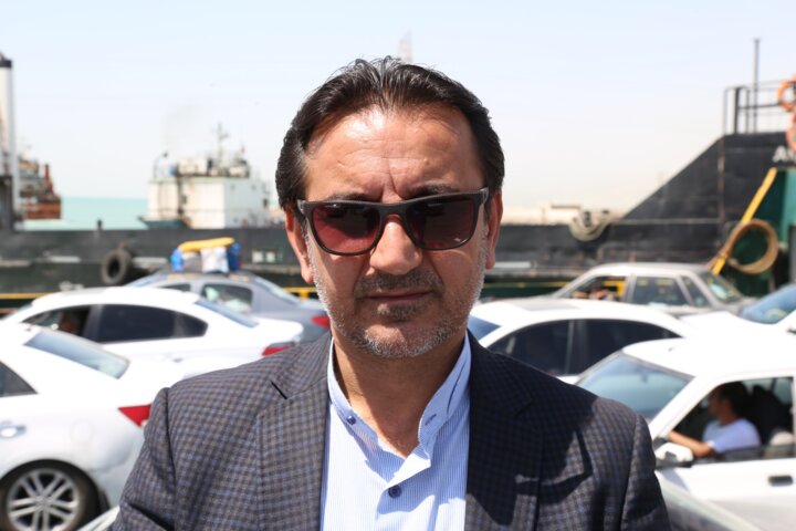 بازگشت مسافران نوروزی از طریق بندرلافت قشم به بندر پل خمیر روان است