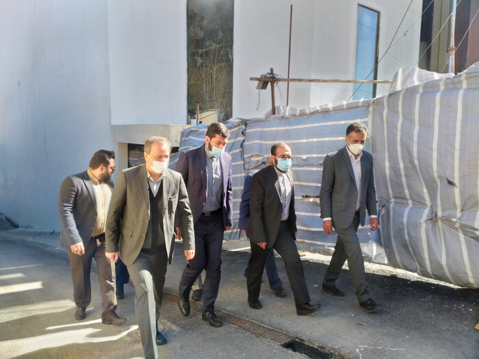 تخریب ۳ طبقه فوقانی هتل فشم وارد فاز عملیاتی شد