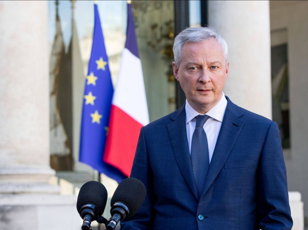 وزیر اقتصاد فرانسه شرکت‌ها را به اجرای تحریم‌ها علیه روسیه فراخواند