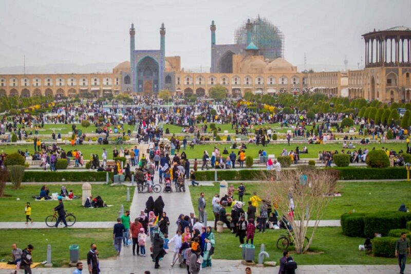 تعداد گردشگران نوروزی در اصفهان نسبت به قبل شیوع کرونا ۶ درصد  افزایش یافت