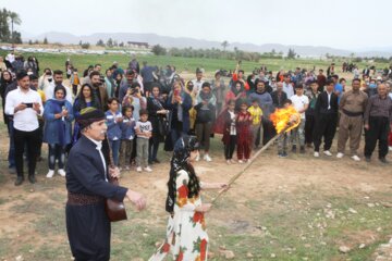 آیین باستانی جشن نوروز 1401 در شهرستان مرزی قصرشیرین