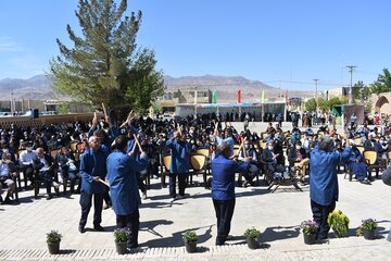 جشن بزرگداشت روز شهرستان بهاباد