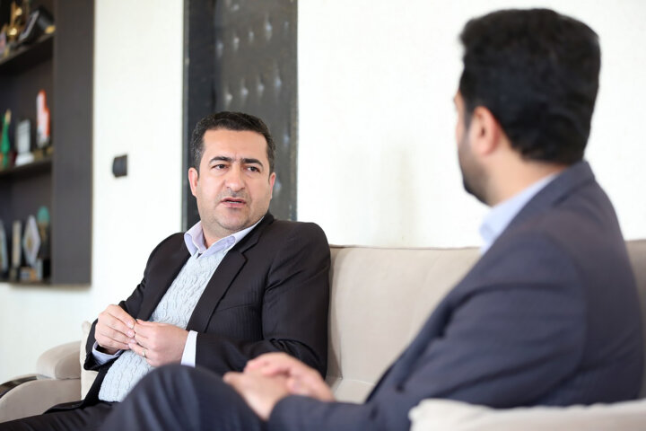 رسانهها نوک پیکان جهاد تبیین هستند