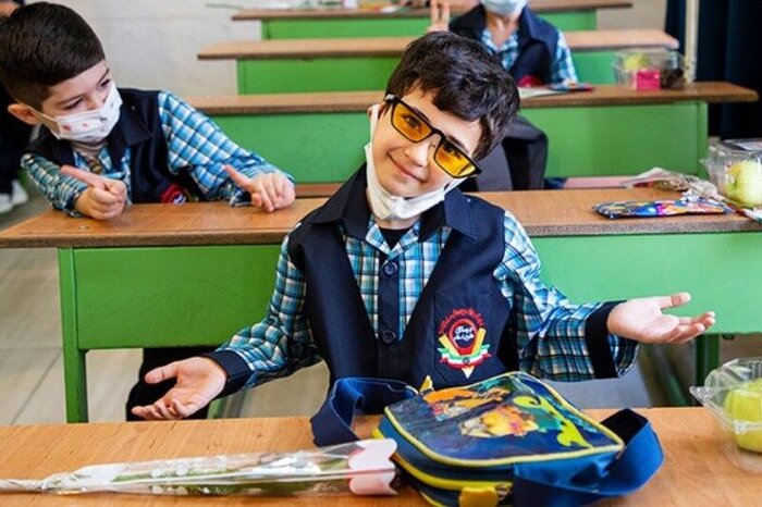 بازگشایی مدارس و پایان دوگانه تحصیل حضوری یا مجازی