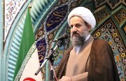 امام جمعه قرچک: مردم ایران هیچ‌گاه در مقابل ظلم سکوت نمی‌کنند