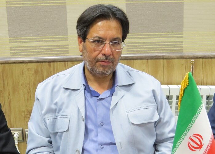 امام جمعه ابرکوه: ۱۲ فروردین نماد پیوند دین وسیاست است