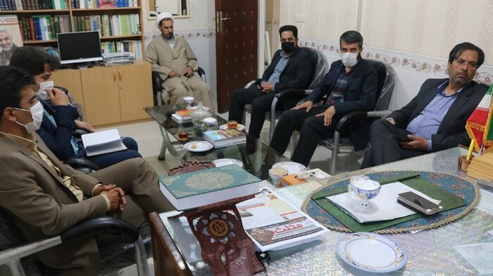 امام جمعه: ابرکوه ظرفیت بالایی برای تولید و اشتغال دارد