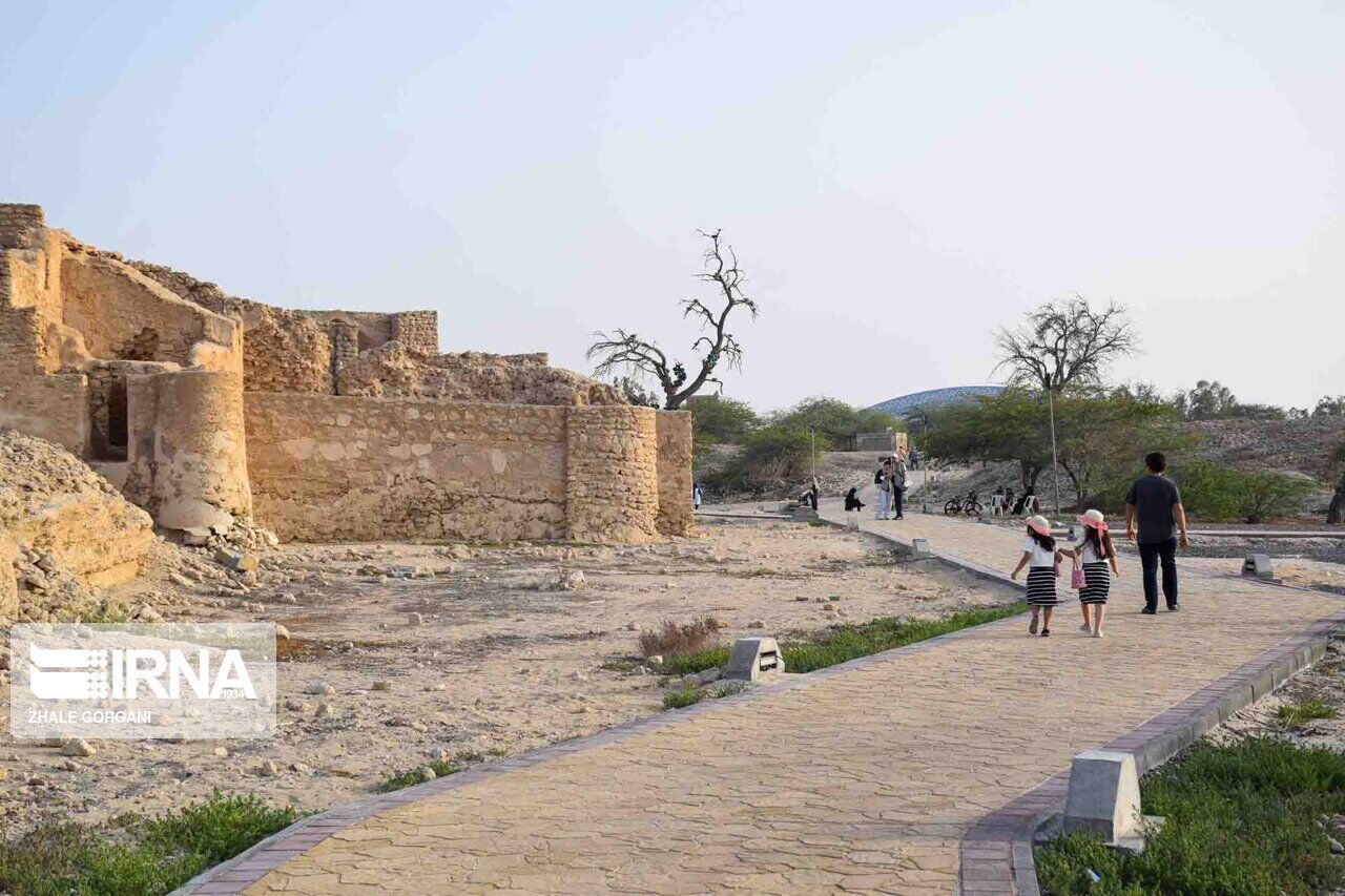 درآمد ۱۲ میلیون دلاری کیش، از محل حضور گردشگران خارجی درآمد ۱۲ میلیون دلاری کیش، از محل حضور گردشگران خارجی