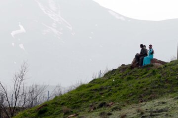 Les Iraniens marquent la journée de la Nature et disent adieu aux vacances de Norouz
