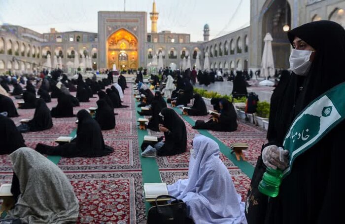 شکوفهباران بهار قرآن در حرم رضوی