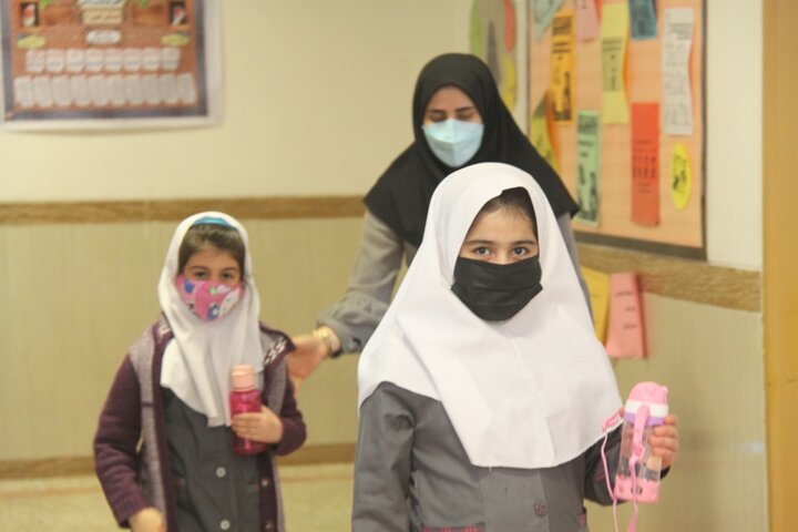 حضوری شدن کلاس درس دانشآموزان و تلاش مدیران برای اقناع والدین اصفهانی