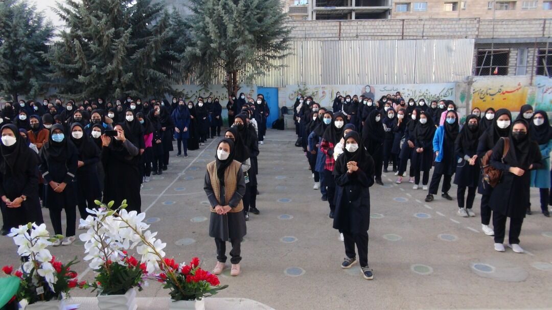 پایان نگرانیها از حضور دانشآموزان در مدارس و آغاز شور و نشاط در جامعه