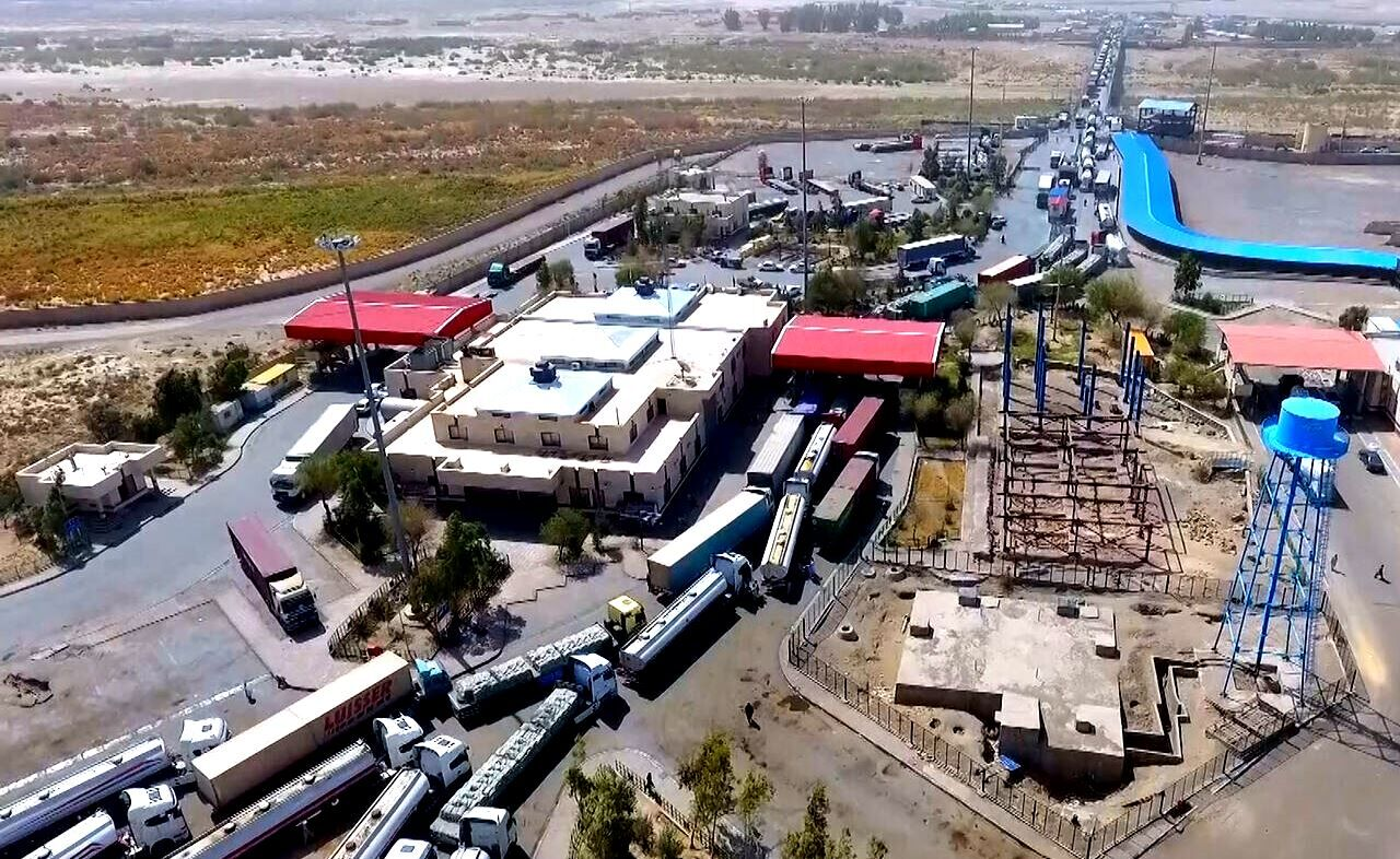 از بیمه رایگان اقشار کم در آمد تا فروش محصولات صنایع دستی در نوروز