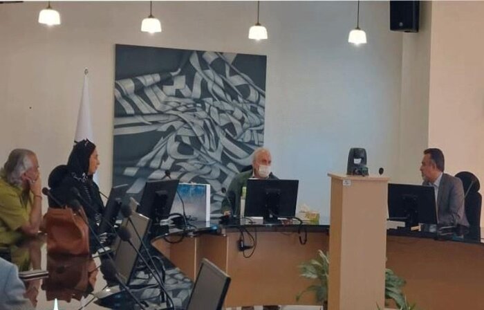 بلعیدن بازیگر «دکتر نون...» توسط چاه تئاترشهر / پروینِ شاعر، بازیگر تئاتر میشود 2