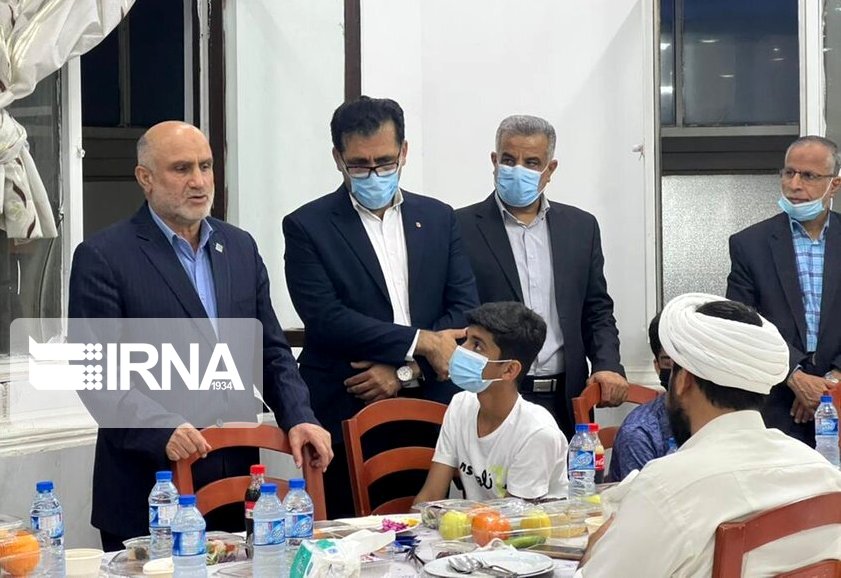 ضیافت مهربانی مددجویان بهزیستی بوشهر با حضور استاندار برگزار شد ضیافت مهربانی مددجویان بهزیستی بوشهر با حضور استاندار برگزار شد