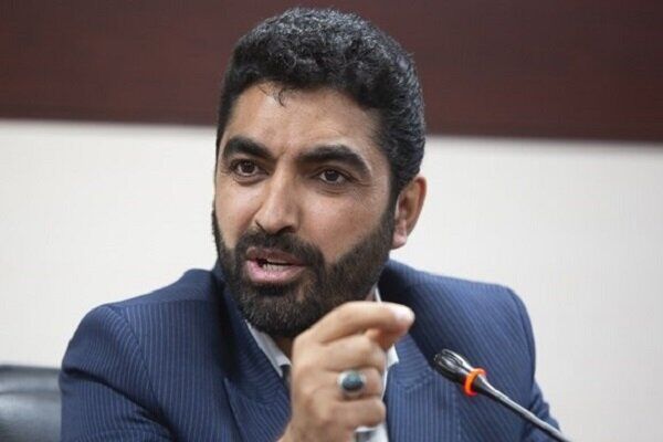 جلسه کمیسیون فرهنگی با وزیر ورزش و جوانان در مورد حواشی بازی ایران و لبنان برگزار شد