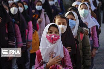 Post-COVID en Iran: l'enseignement en présentiel après une pause de deux ans