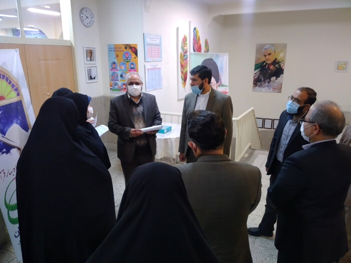 فرماندار شمیرانات: مدارس دانشآموزان را با فرهنگ اسلامی ایرانی تربیت کنند