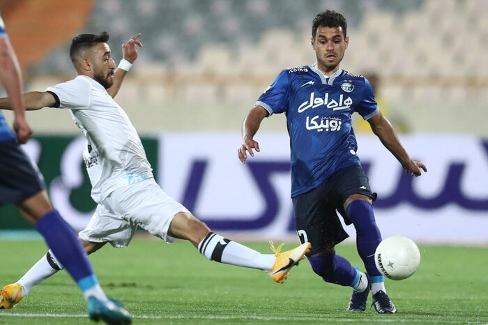 تساوی استقلال و پیکان در نیمه نخست/ «سیلوا» اخراج شد