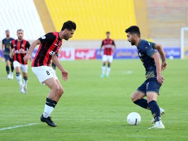 حمله پرسپولیس به فدراسیون فوتبال/ فرهاد هدیه پرسپولیس را پس فرستاد