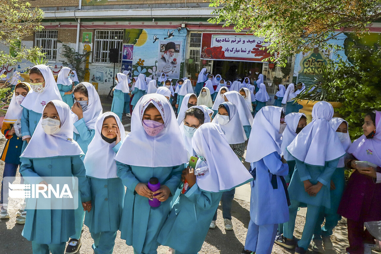 همزمان با دوم مهرماه، زنگ آغاز سال تحصیلی در مدارس فارس به صدا در خواهد آمد همزمان با دوم مهرماه، زنگ آغاز سال تحصیلی در مدارس فارس به صدا در خواهد آمد