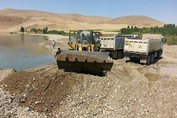 حدود ۴۲درصد حمل شن و ماسه در مازندران با تخلف اضافه تناژ انجام می شود