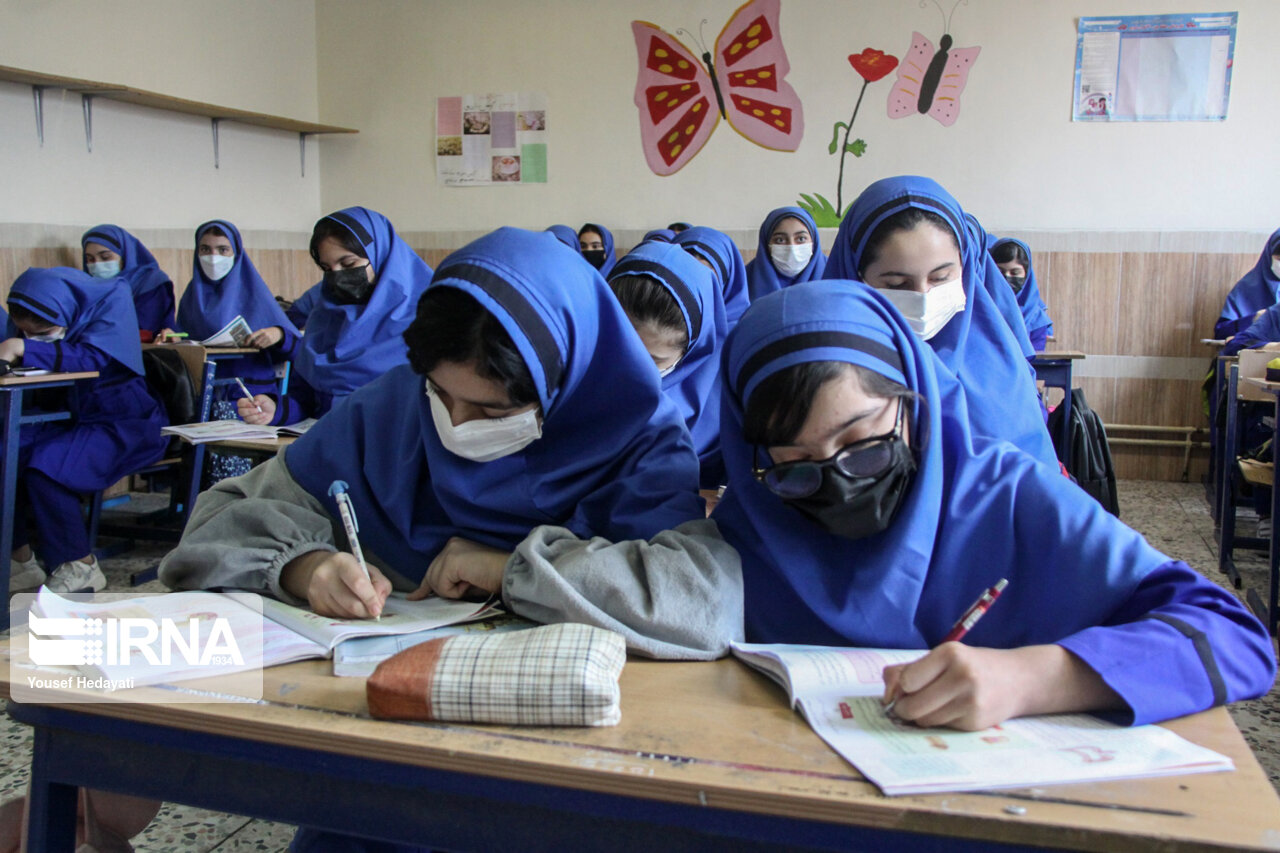 اوج گیری کرونا تا عبور از هدفگذاری ۷۰ میلیون دلاری صادرات غیرنفتی در گیلان اوج گیری کرونا تا عبور از هدفگذاری ۷۰ میلیون دلاری صادرات غیرنفتی در گیلان