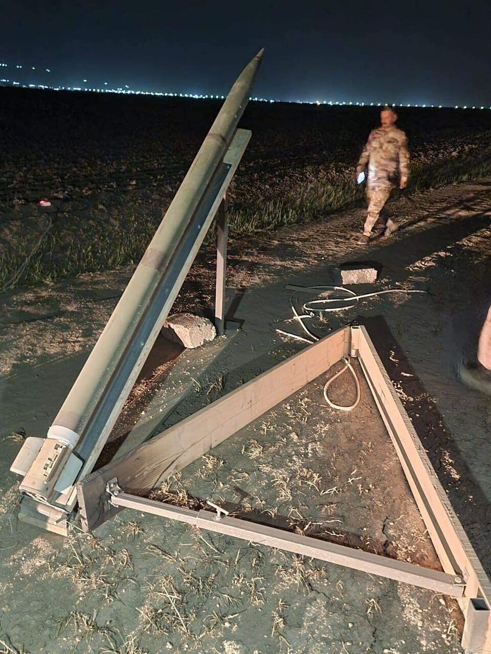 منابع عراقی: سه راکت کاتیوشا به اطراف پالایشگاه اربیل اصابت کرد منابع عراقی: سه راکت کاتیوشا به اطراف پالایشگاه اربیل اصابت کرد