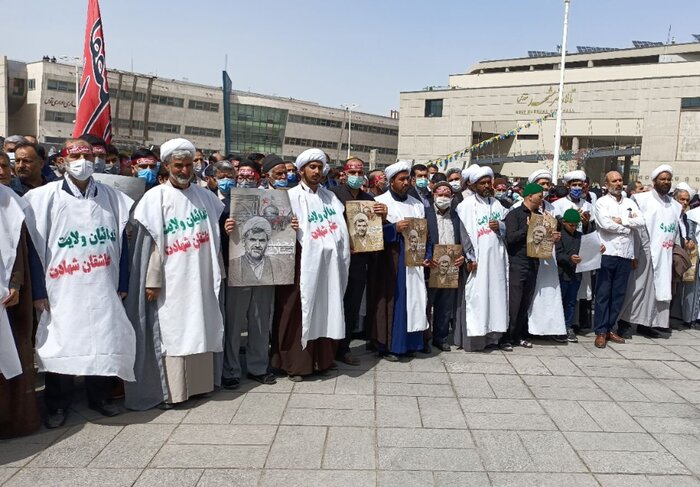 مراسم تشییع شهید حادثه تروریستی حرم رضوی آغاز شد